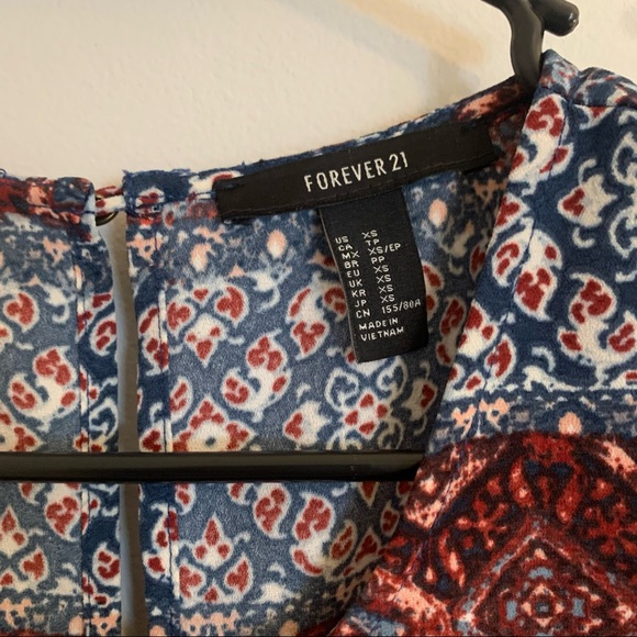 Dress - Picture 3 of 4